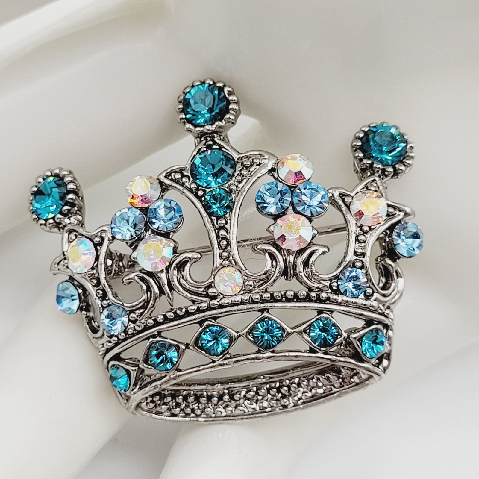 Regal Royal Queen Crown with Light Blue Rhinestone Silver Tone Pendant Brooch