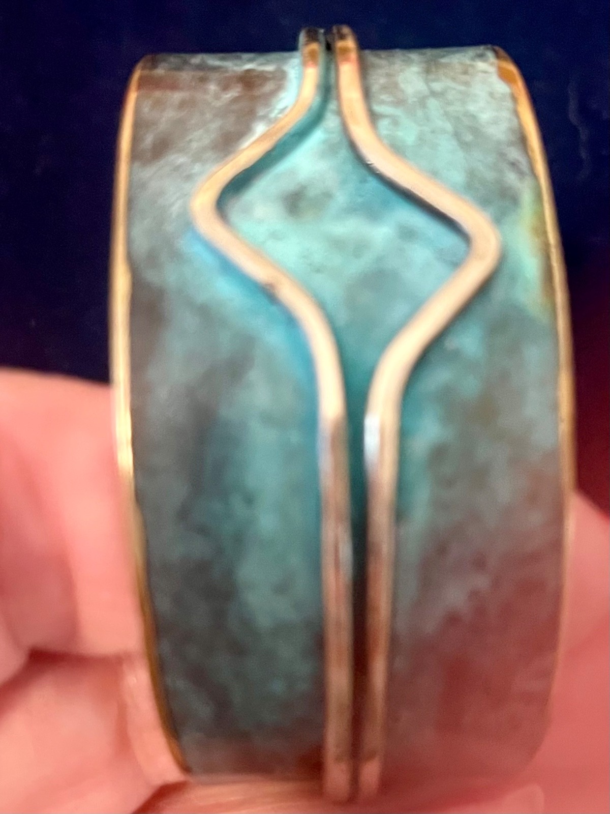 Wide turquoise cuff in copper and silver, 6″