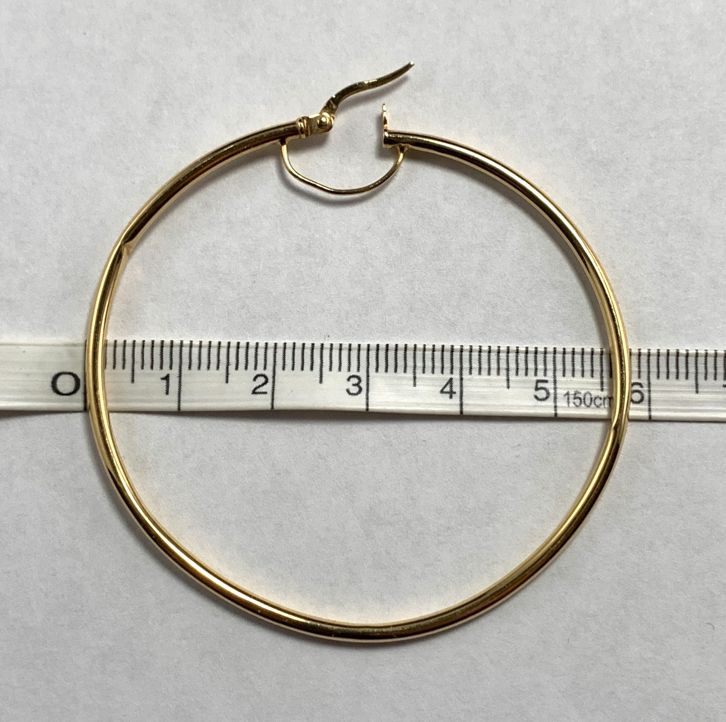 Vintage 14KT Yellow Gold Tube Hoop Earrings 2.25″ by 2mm 2.5+ grams AS IS DENTS