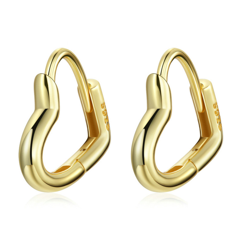 Women Girl 18K Gold Plated Plain Polish Heart Shape Huggie Hoop Earrings TH1
