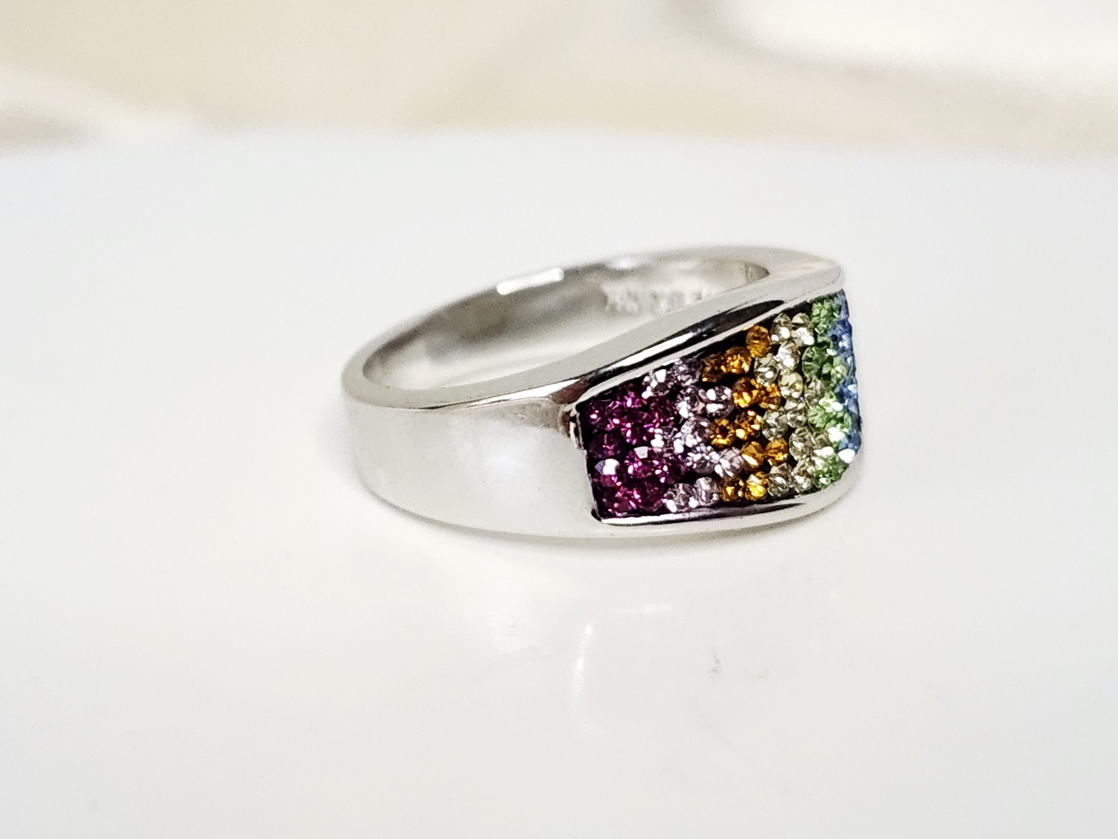 ATI BR CH Rainbow Crystal Silver Tone Wide Band Ladies Ring – Sz 6.75
