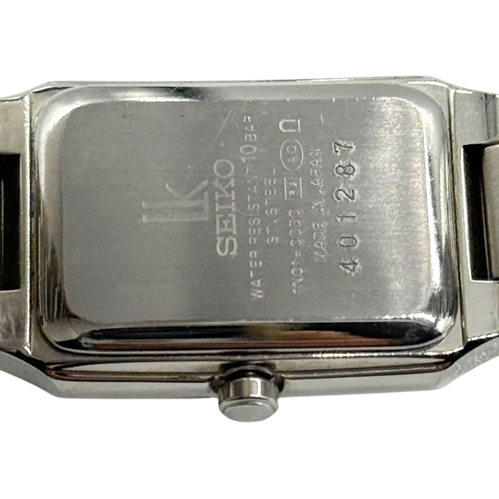 Working SEIKO LUKIA wristwatch shell dial square silver ladies quartz QZ 3 hands