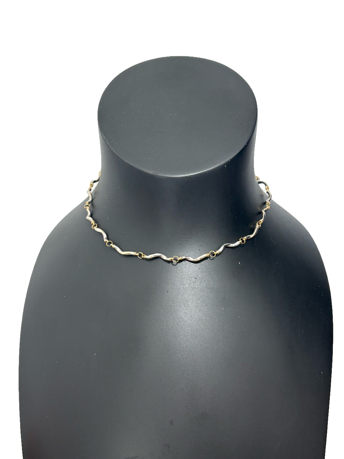 9ct White and Yellow Gold Twist Wave Link Necklace Hallmarked 8.77g