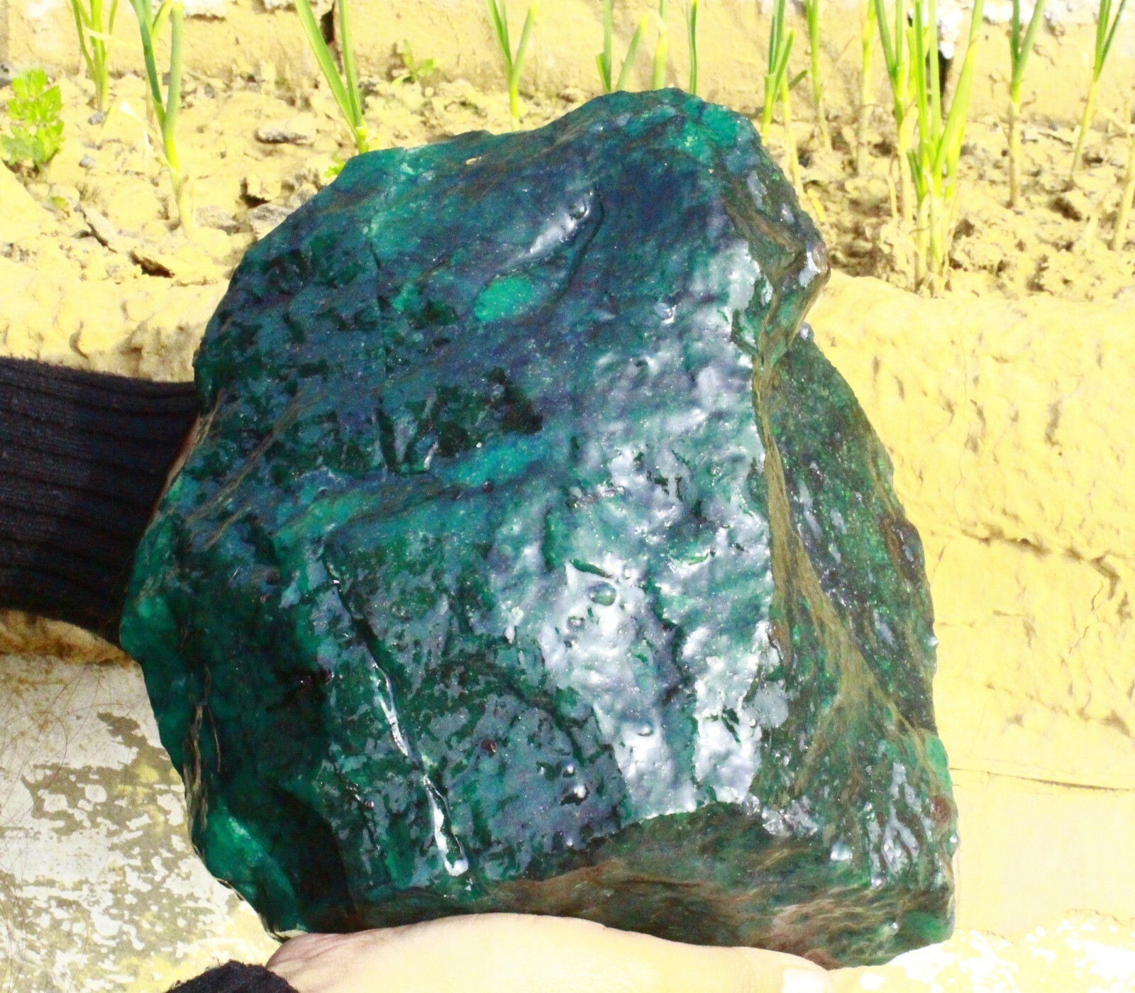 DYED 5000Ct Certified Green Emerald Raw Rough Big Size Dyed Gems