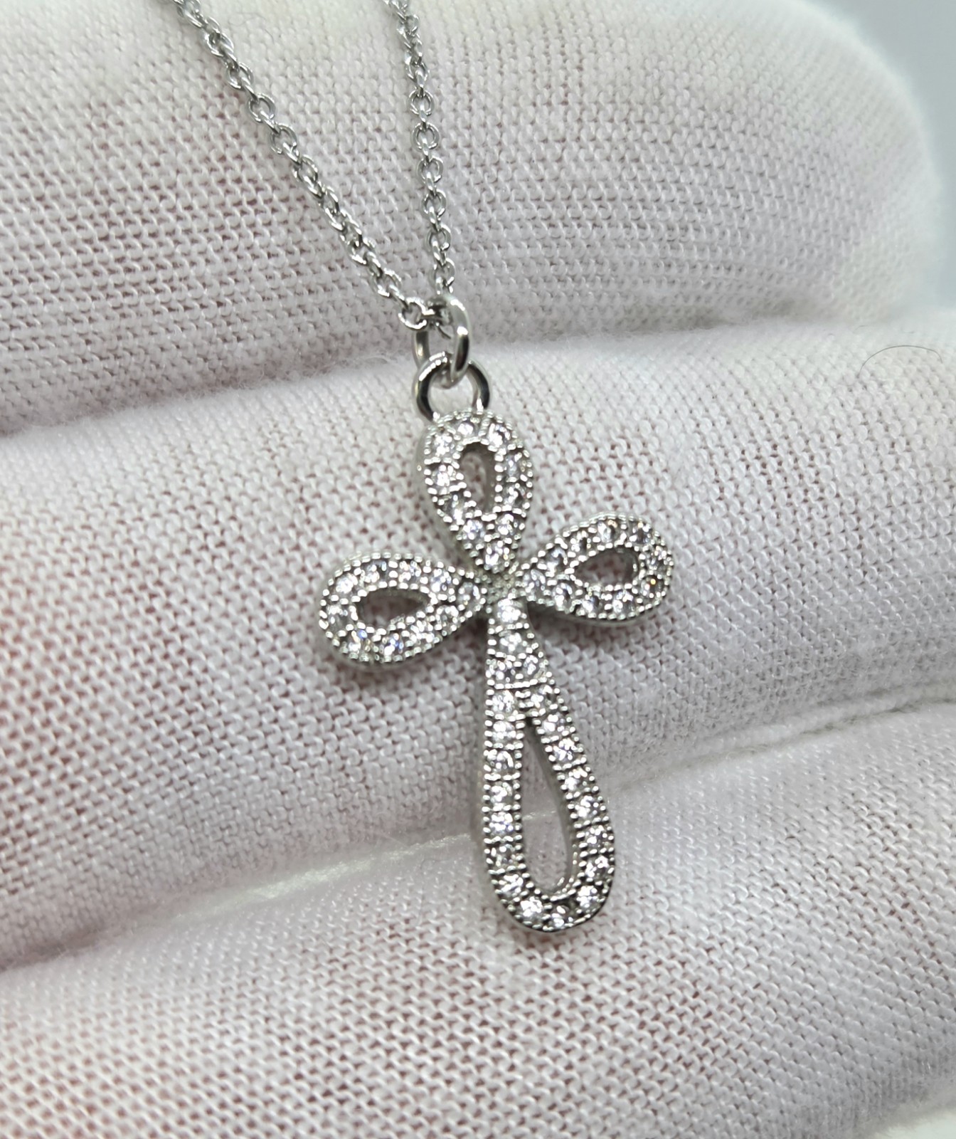Alexa’s Angels Children’s Teen CZ Cubic Zirconia Silver tone Cross Necklace 16″