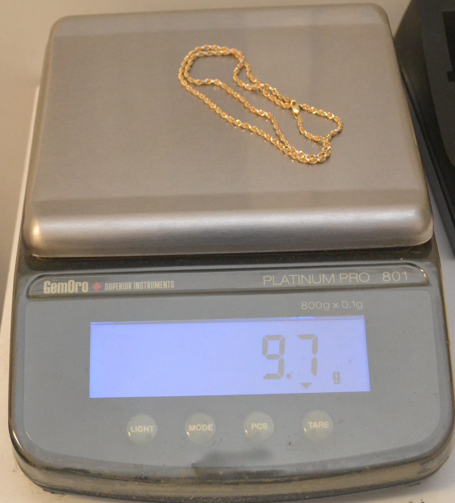 10K Two Tone Gold Rope Chain Necklace 17.75″ 2.5mm Diamond Cut 9.7g C8