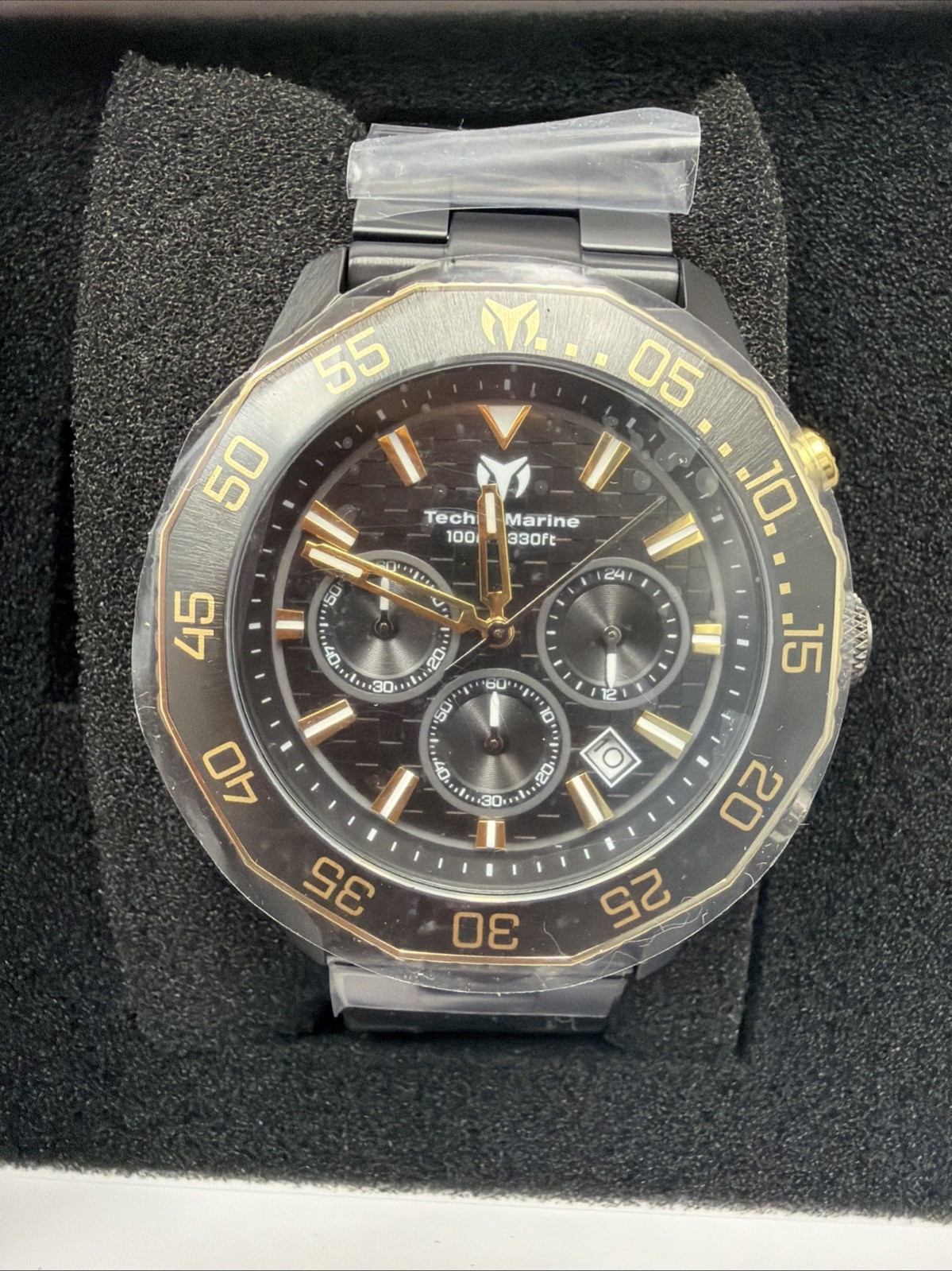 TechnoMarine Men’s Chronograph Wristwatch Black/Gold Dial Black Metal Band 100m