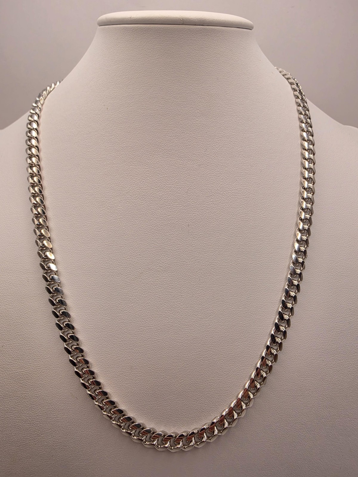 Sterling Silver Cuban Link Chain Necklace 22 Inch 6.75mm 64 Grams Extra Heavy Me
