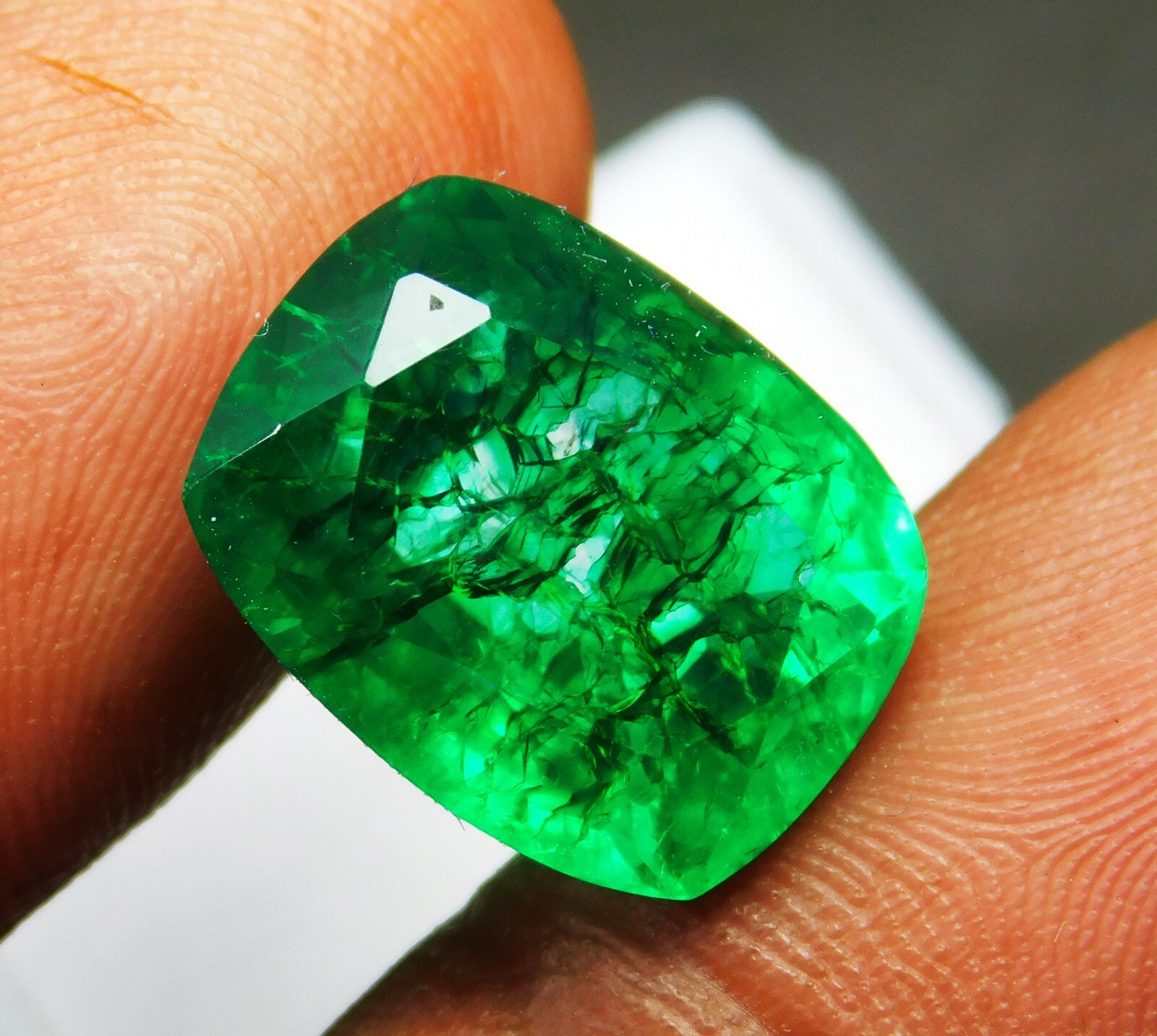 Certified 10.00 Ct Natural Beautiful Colombian Quartz Loose Gemstone