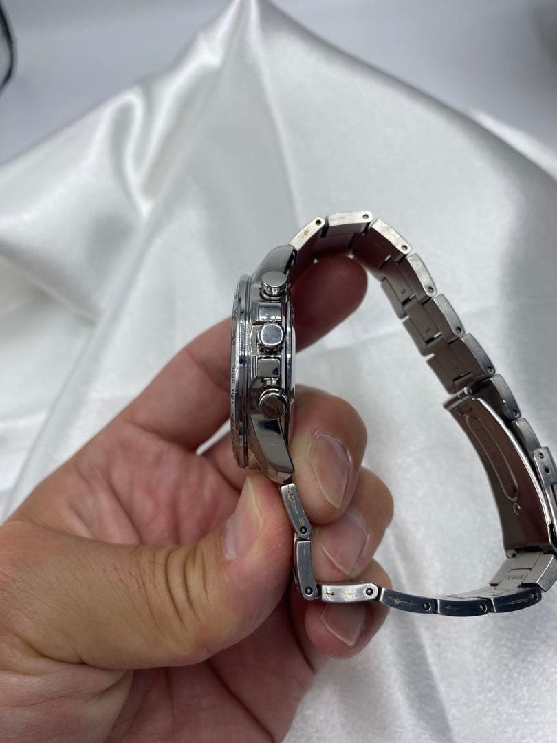 SEIKO Chronograph White Dial 100M Watch 40mm Wrist 20.5cm Date 6t63-00d0 Japan