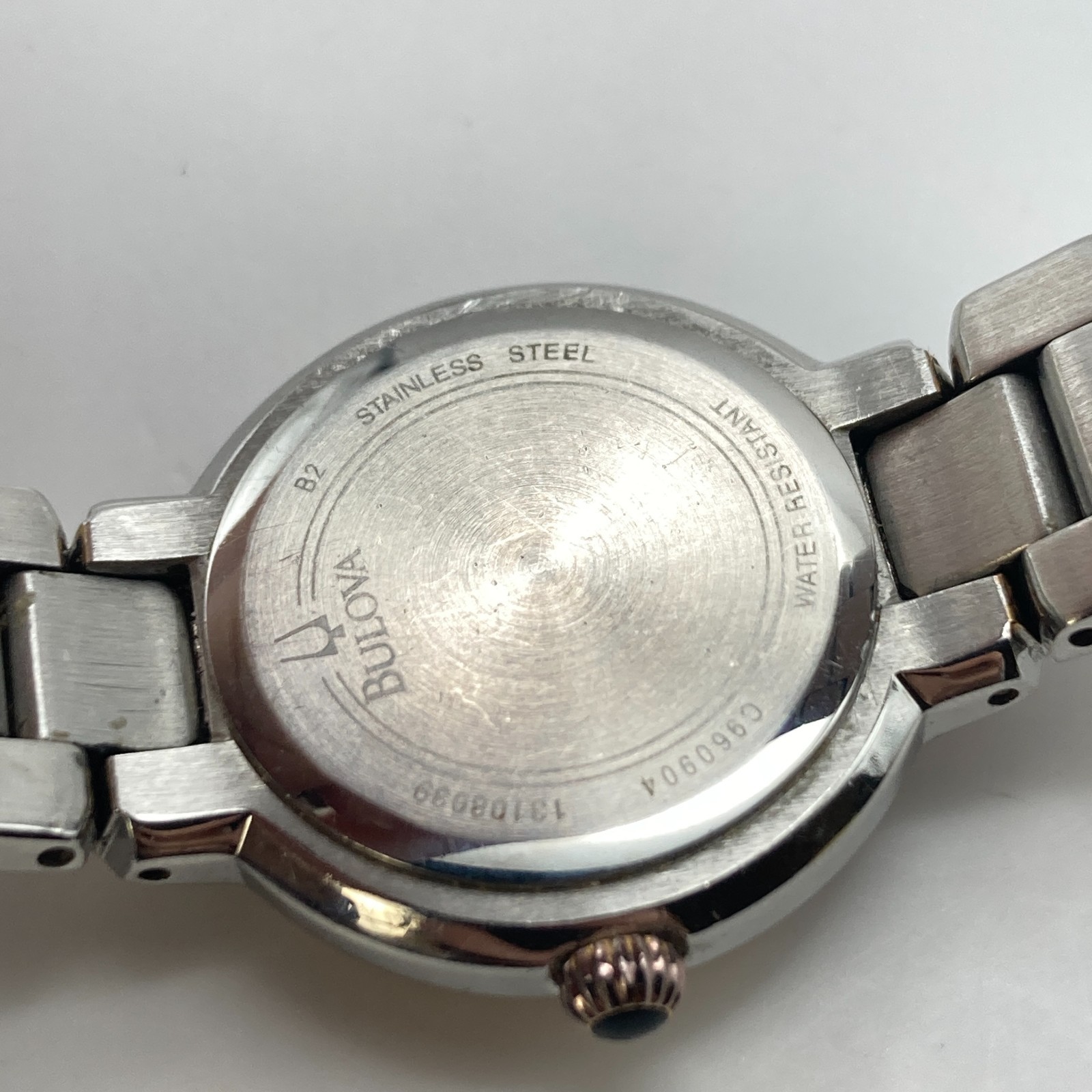 Bulova Women’s Watch Silver Rose Gold Tone FLAWED CRYSTAL 98L153 New Battery 7″