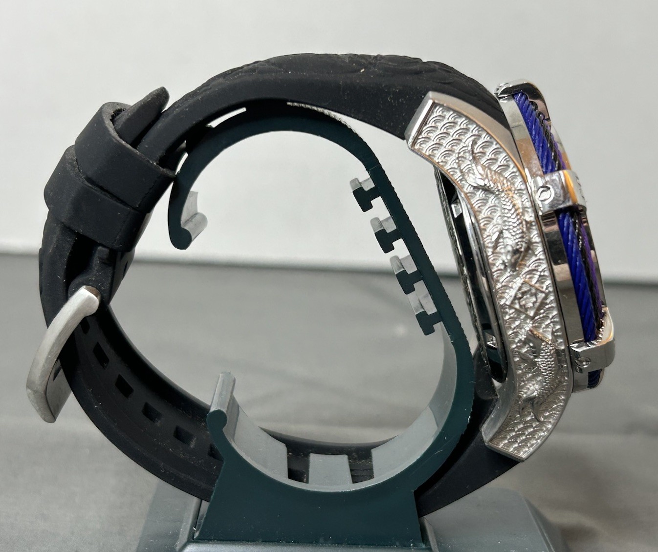 Invicta Bolt Zeus Koi Fish Chronograph Men’s Watch 28527 200M Steel Flame Fusion