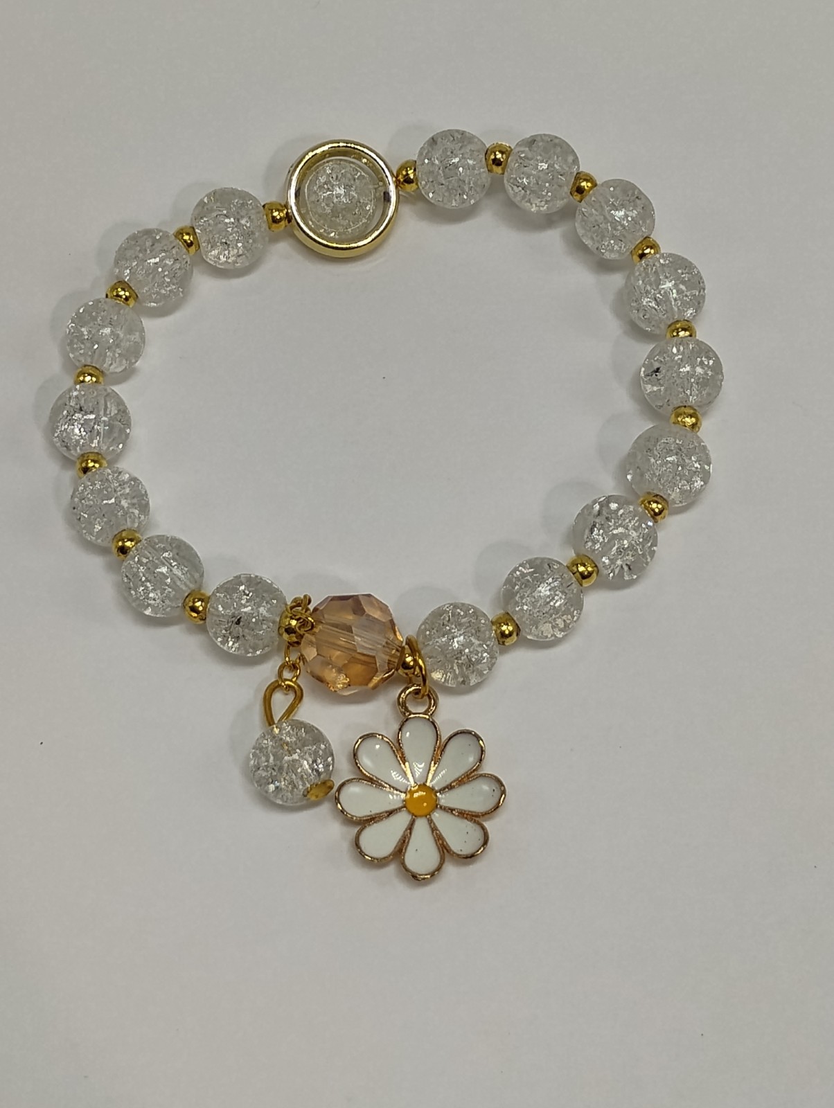 BRAND NEW Sparkly Daisey Charm Stretch Bracelet w/ Clear Beads