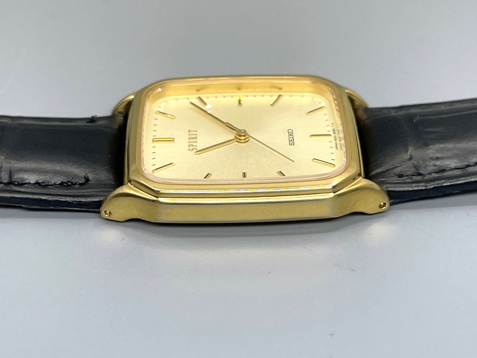 Vintage 1994 Seiko Spirit 5E31-5B50 Gold Tank Qz 27mm Mens Watch -US STock