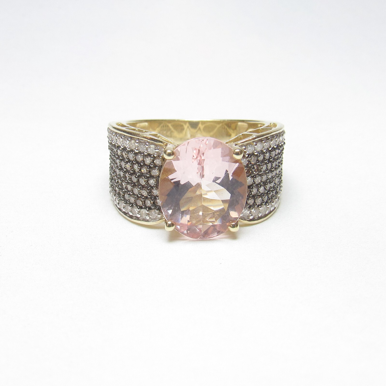 BANGKOK RATNARAJ 14K Yellow Gold 3.75 Ct Natural Pink Morganite And Diamond Ring