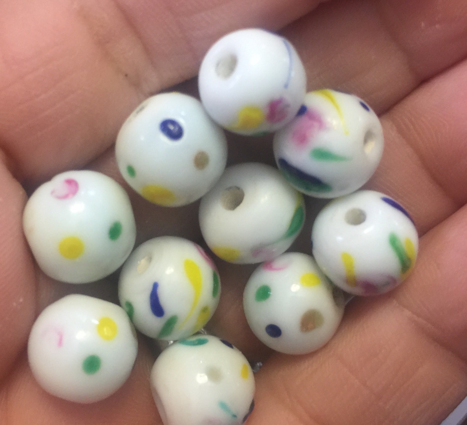 Vintage Japan White Mix Color Cake Mix Confetti Design Round Art Glass Bead Lot