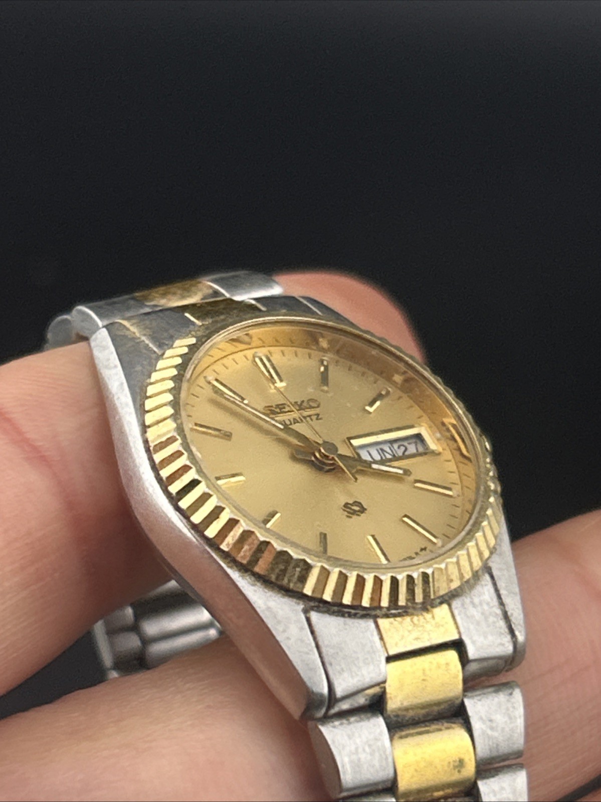 Vintage Seiko President Two Tone Stainless Steel Quartz Watch 2A23-0030