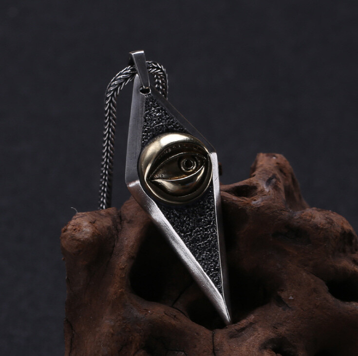 I07 Men’s Pendant Square Eye Sterling Silver 925