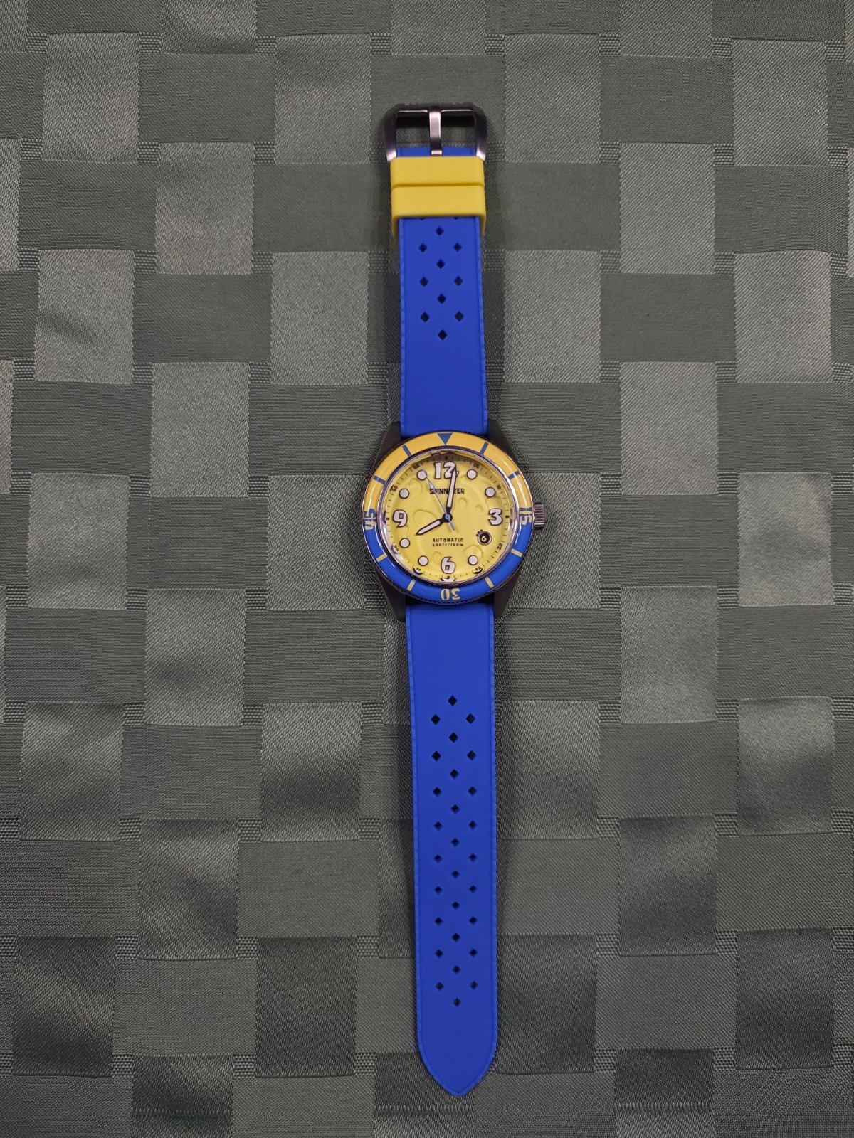 Spinnaker Fleuss Automatic – SpongeBob SquarePants Conch Street Limited Edition