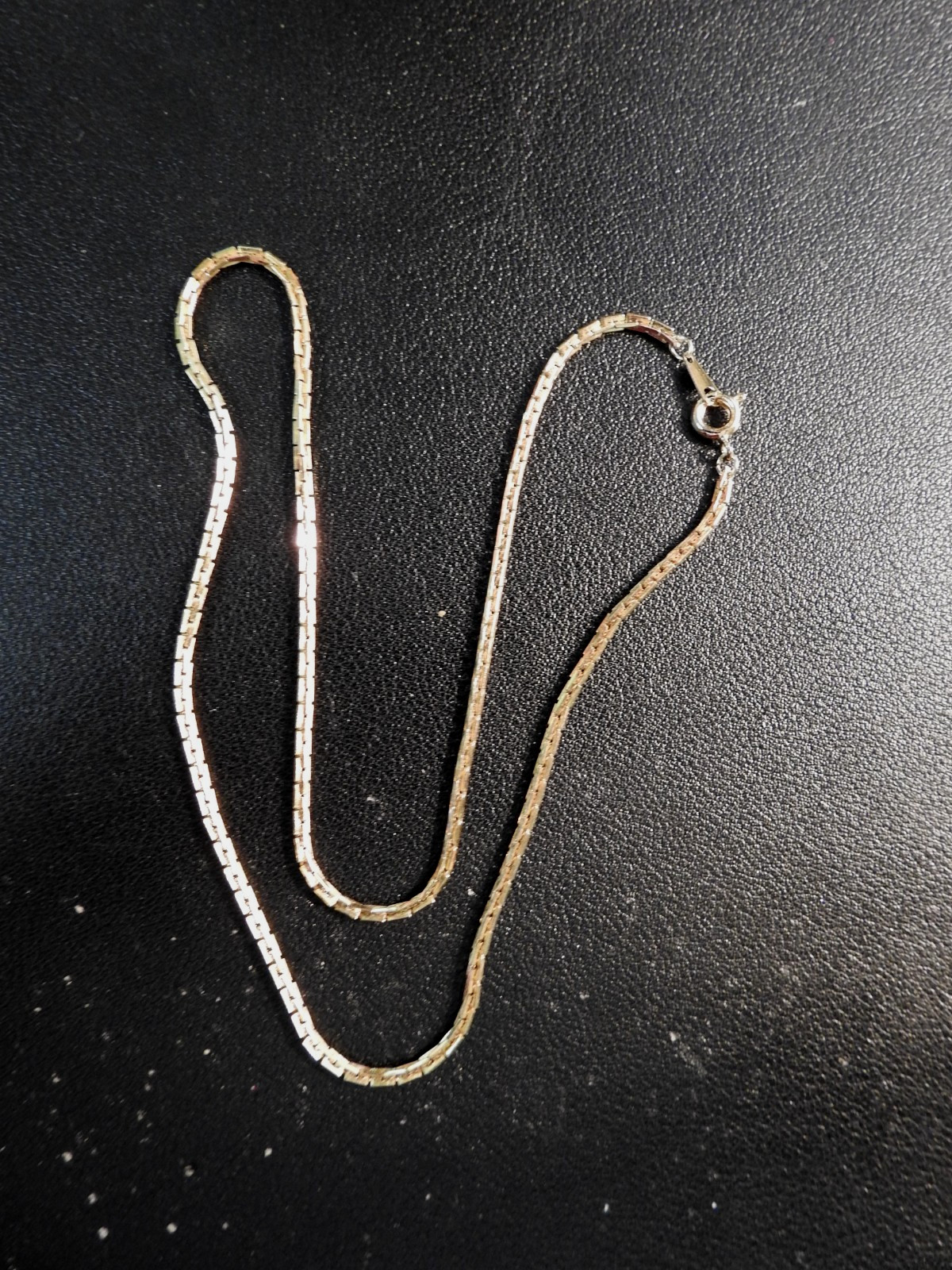 Vintage Gold Tone Square Shape Marked Korea Necklace Chain 16″