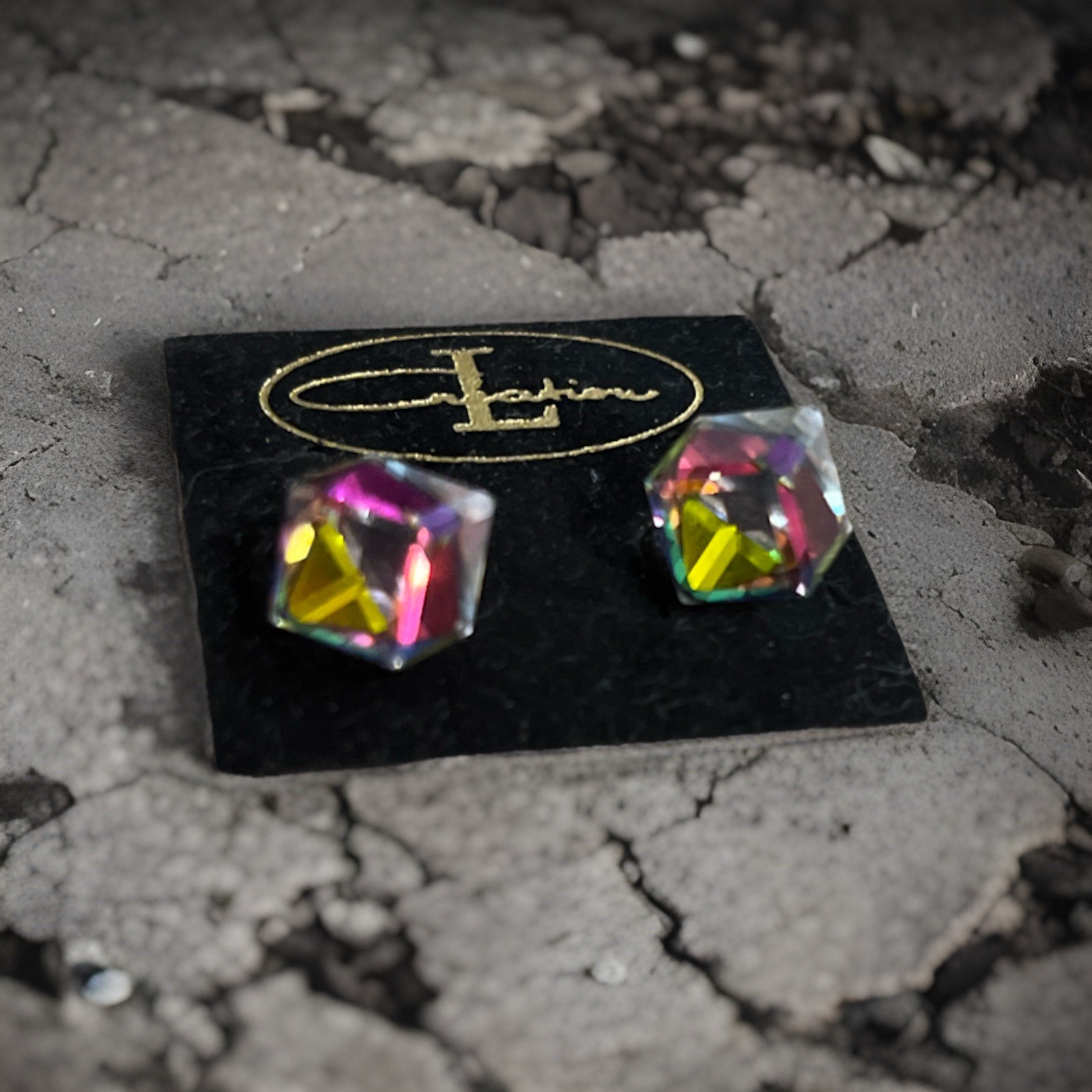 L Creation Crystal Disco Cube Aurora Borealis Stud Earrings Rainbow NY Eve 7mm