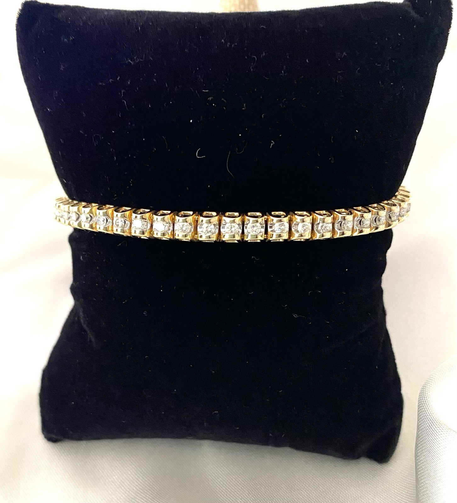 Vintage 14K Yellow Gold 2 Carat Diamond Tennis Bracelet – 7.25” 14.50 gms