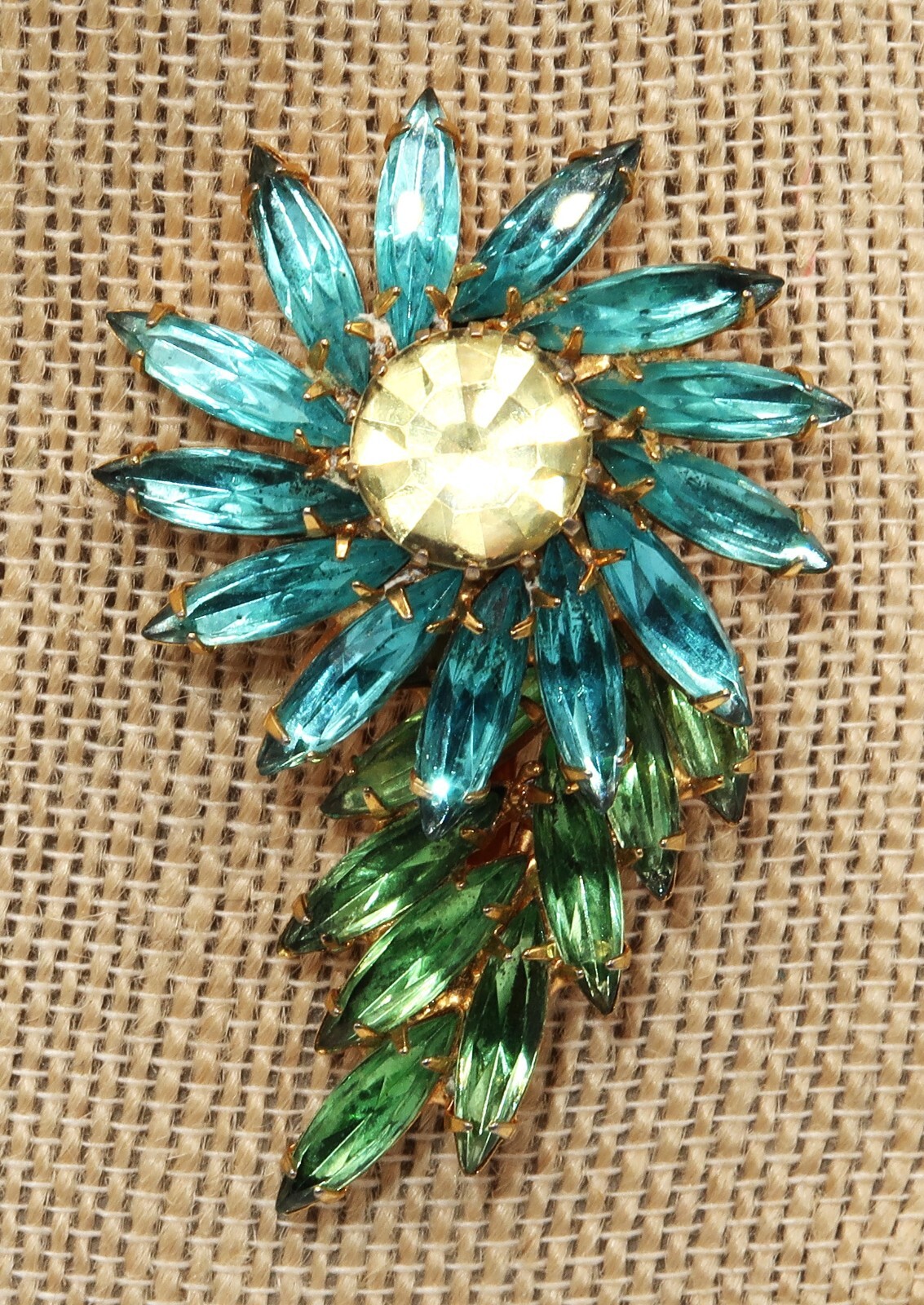 Vtg Blue Green Gold Tone Flower Rhinestone Brooch Prong Setting Fashion Jewelry