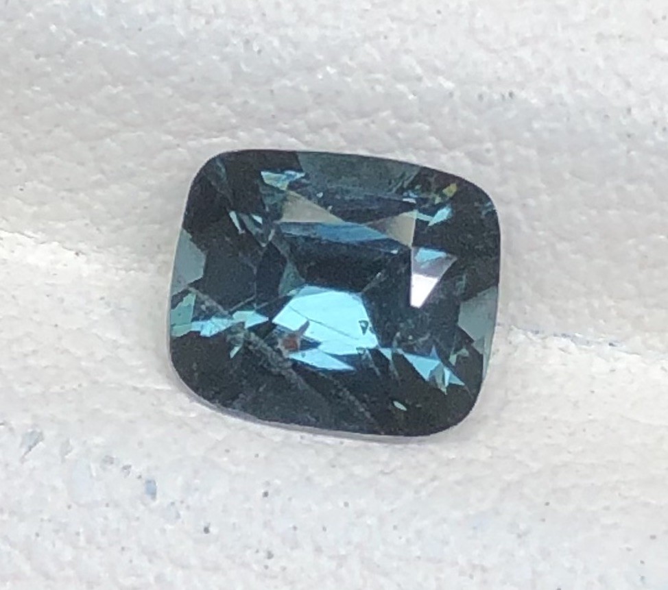 Peacock Tone Greenish Blue Spinel 0.91 Ct loose gemstones