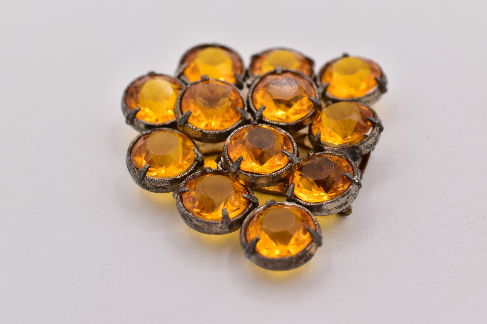 Vintage Amber Topaz Rhinestone Scarf Clip Pin Open Bezel Prong Cluster 40s Bin7