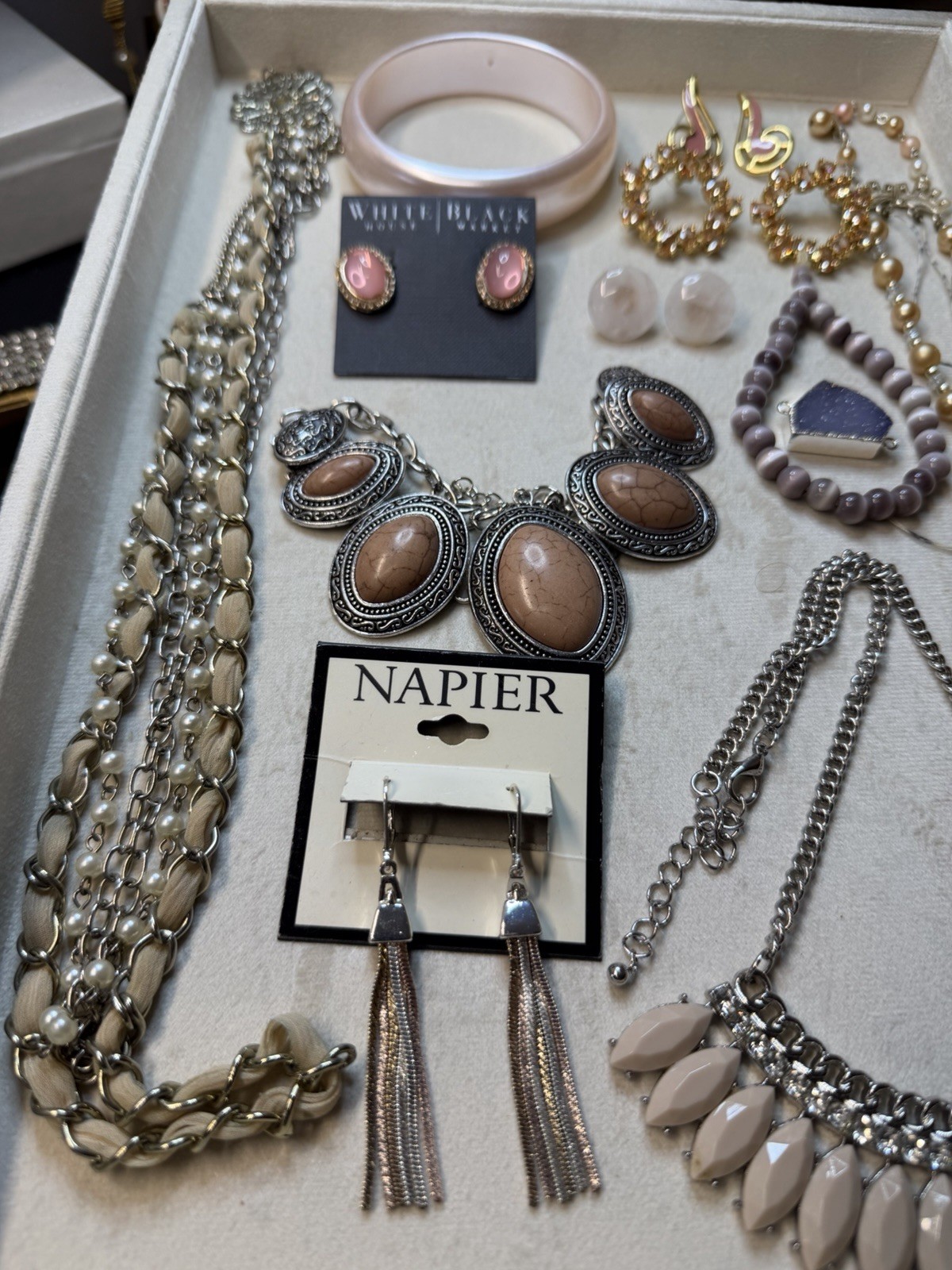 10pc Fashion Jewelry Lot Necklace Earrings