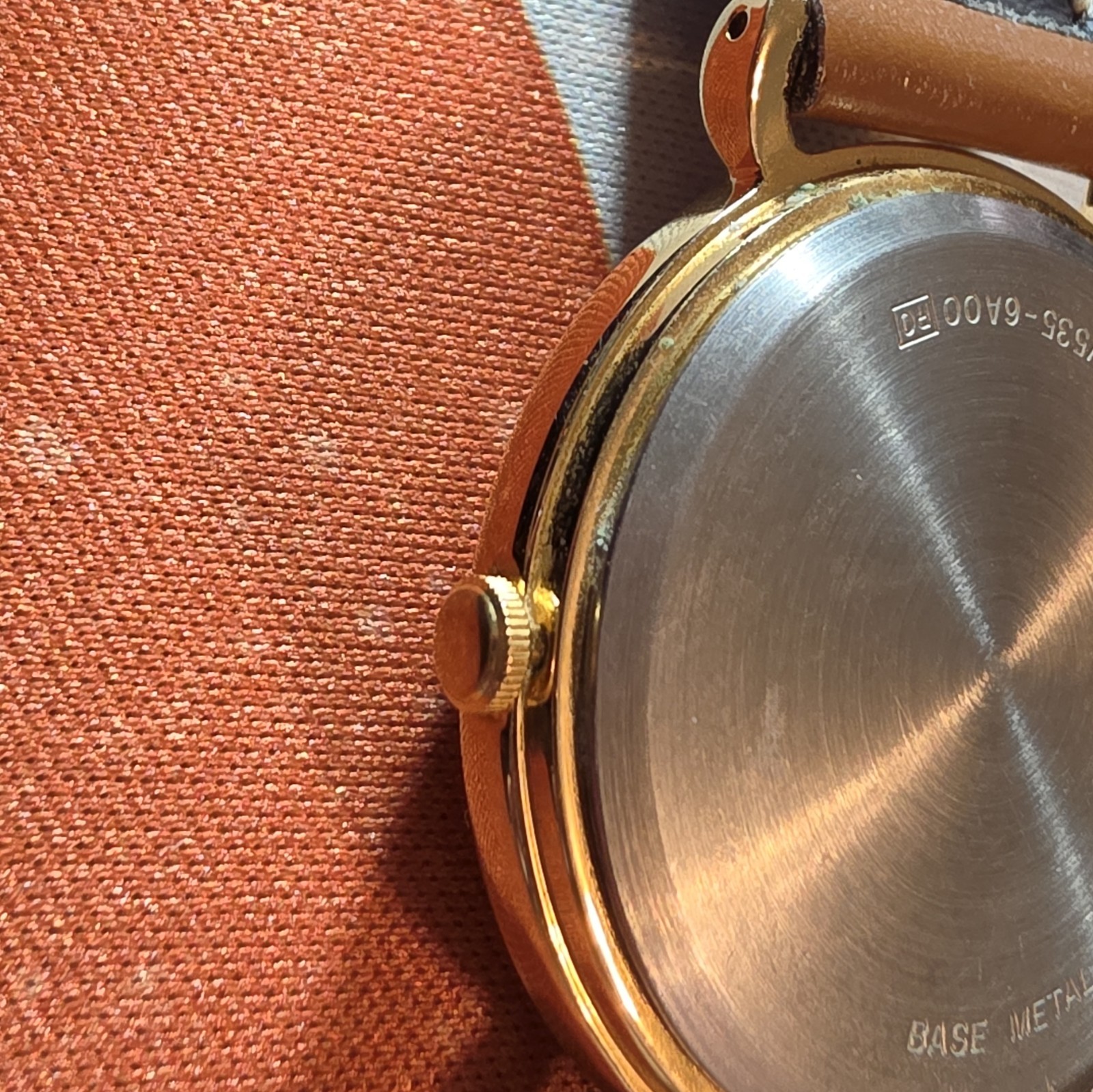 Lorus V535-6000 Quartz Celestial Sun/Moon Dial Gold Tone Brown Leather Watch