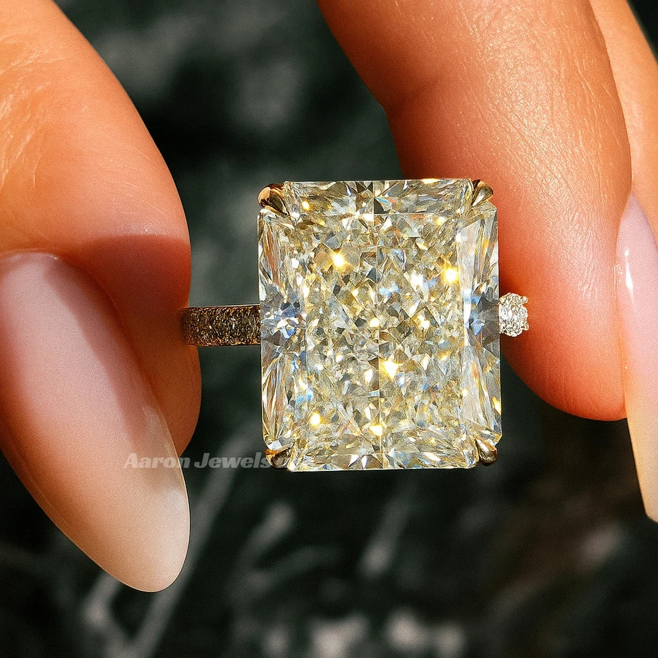 4.7 Ct Radiant Cut IGI Certified 14k Yellow Gold Diamond Ring Lab Grown VVS E F