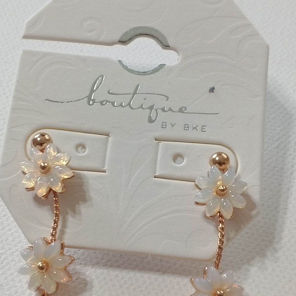 NWOT BKE Dangle earrings Floral stud Brass Plated Gold Fashion Jewelry