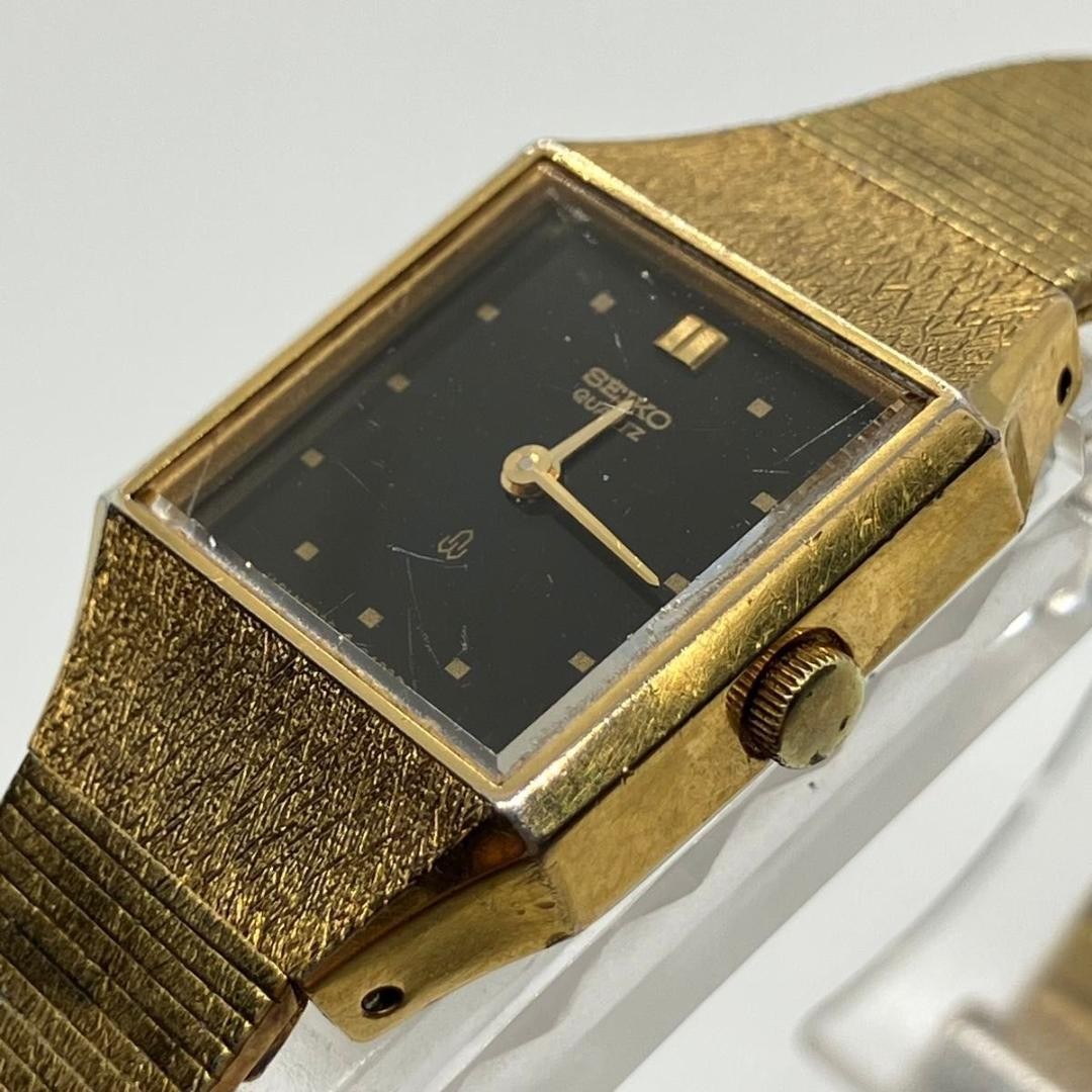 Excellent condition, fully functional Seiko ladies’ watch, gold square case,