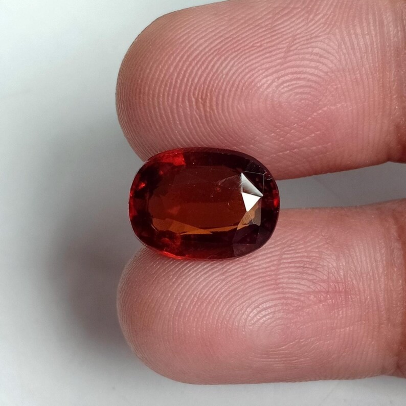 NATURAL Mozambique Hessonite Garnet Oval Earth Mined Loose Gemstone 6.65 Ct