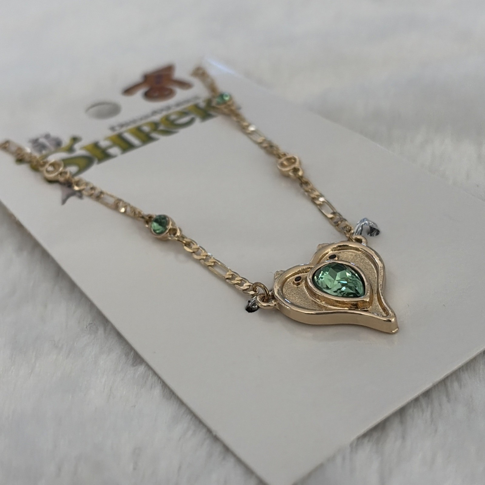 Shrek Fiona Heart Necklace Replica New Hot Topic Necklace Jewelry Heart NWT