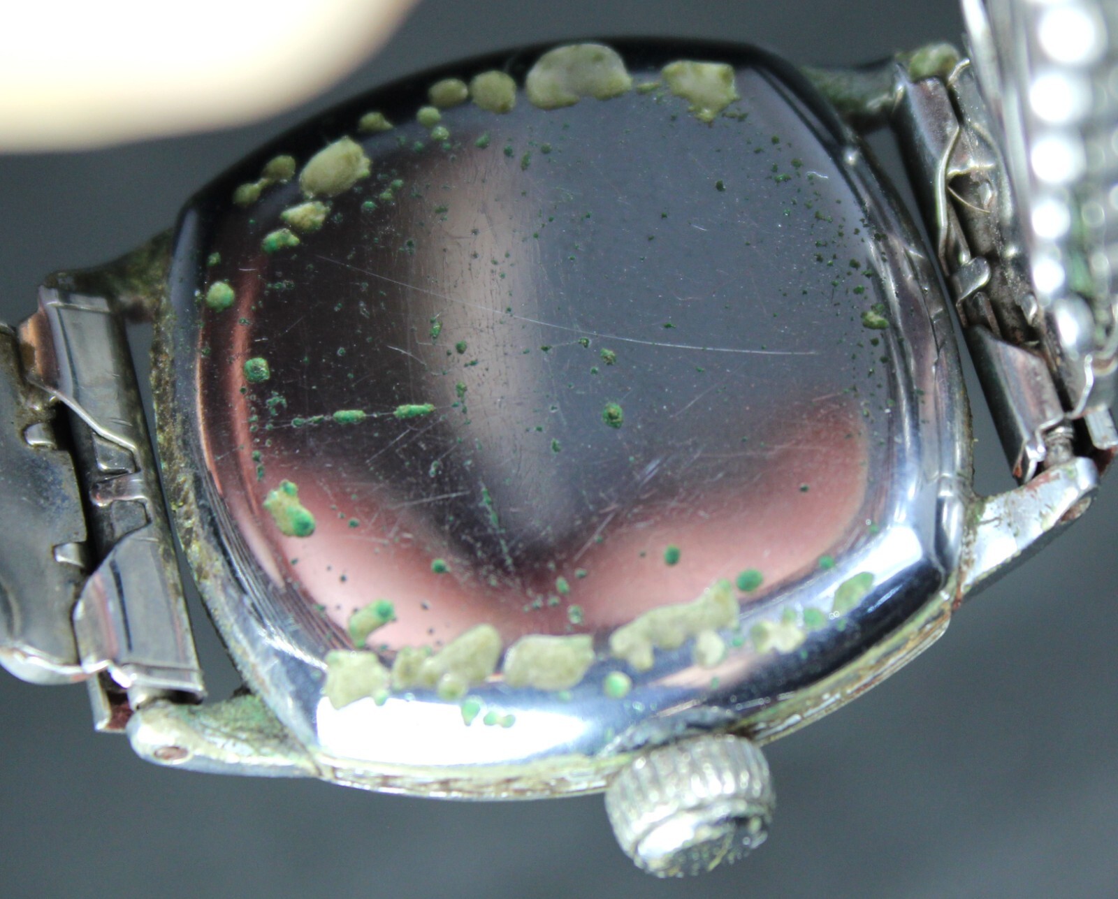 1920’s Gruen 15j 30mm Military-Style Art Deco Watch – Vintage – Runs