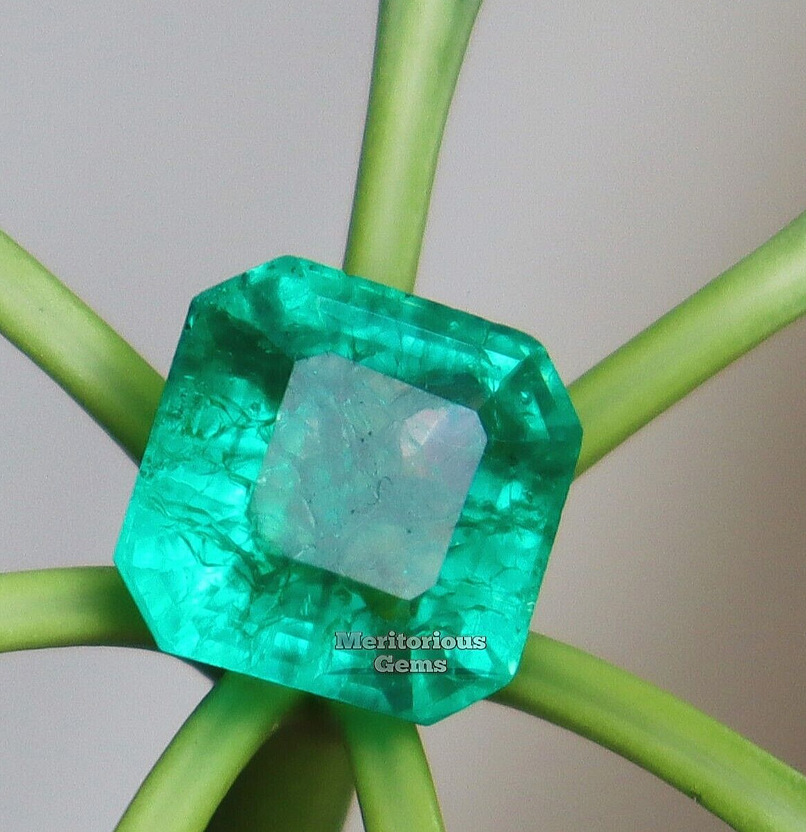 8-10 Ct Certified Natural Colombian Green Emerald Radiant Cut Loose Gemstone