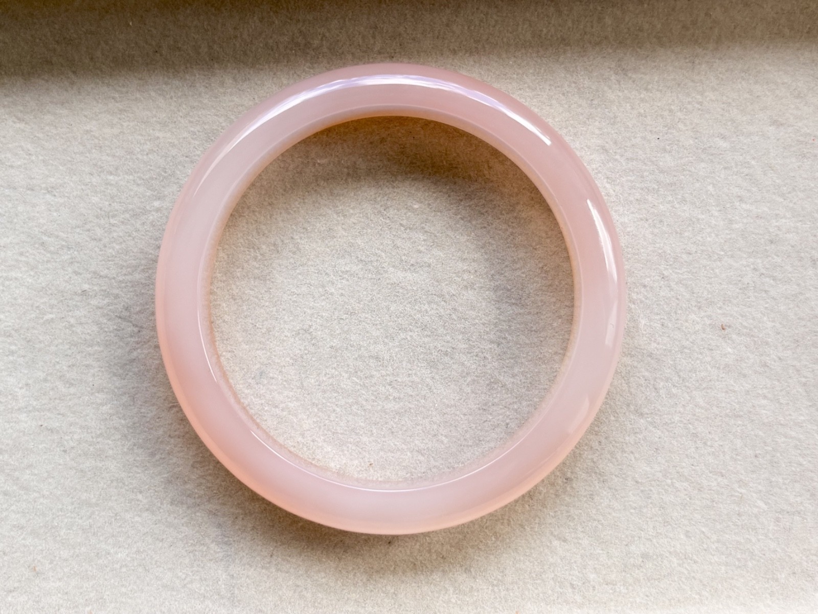 61mm Carnelian Agate Bangles Bracelets Peach Lace Agate Banding