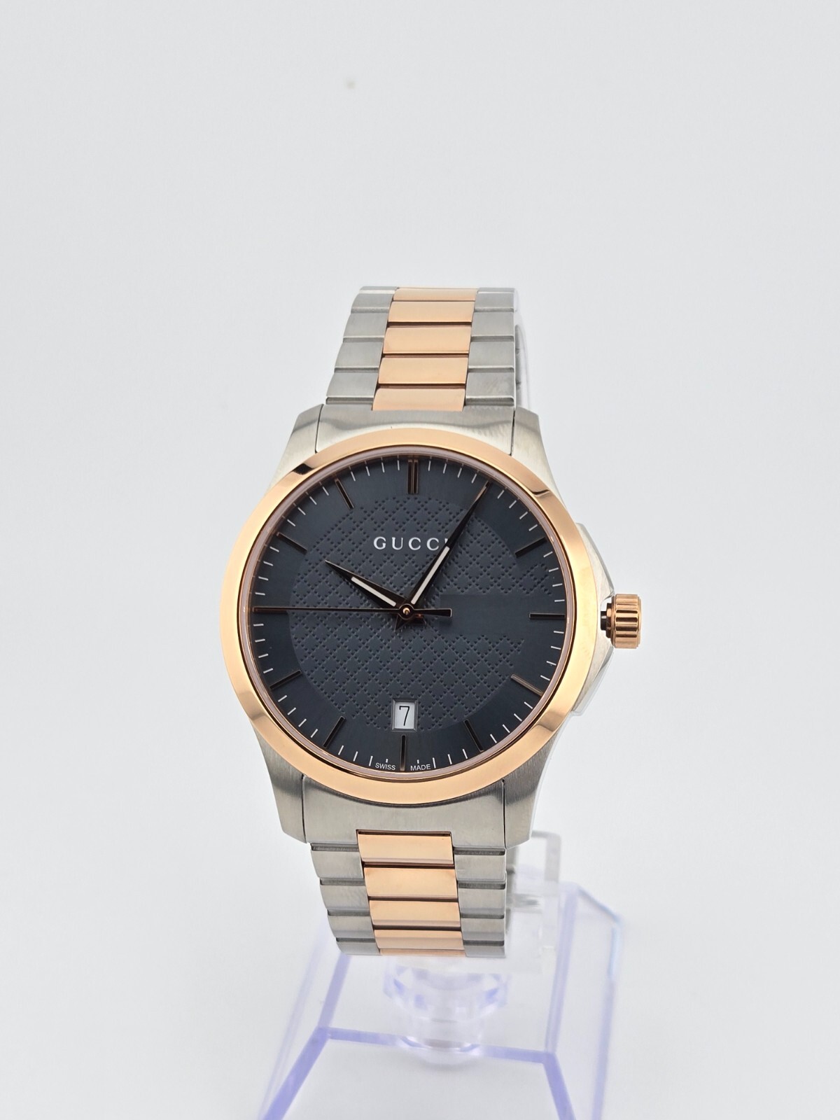 $1025 MSRP | Gucci Men’s G-Timeless Grey Dial Two-Tone Watch – YA126446