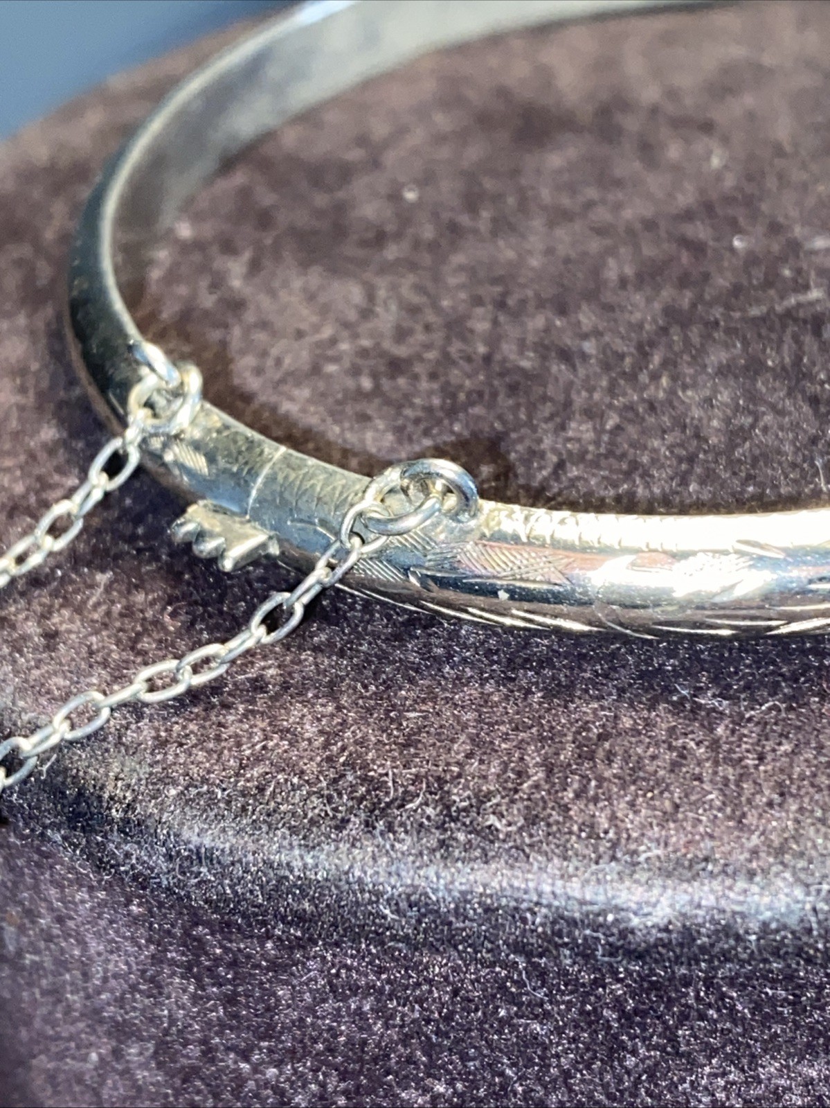 Vintage Hinged Bangle Bracelet, Marked 925 Silver,with Safty Lock.
