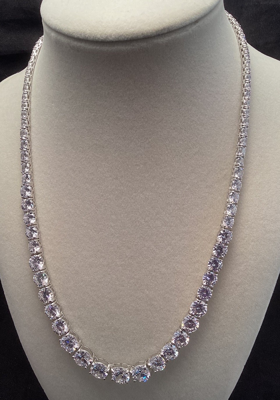 Fuzion Creations 925 Sterling White Quartz Tennis 3-8mm Graduated Necklace 18”