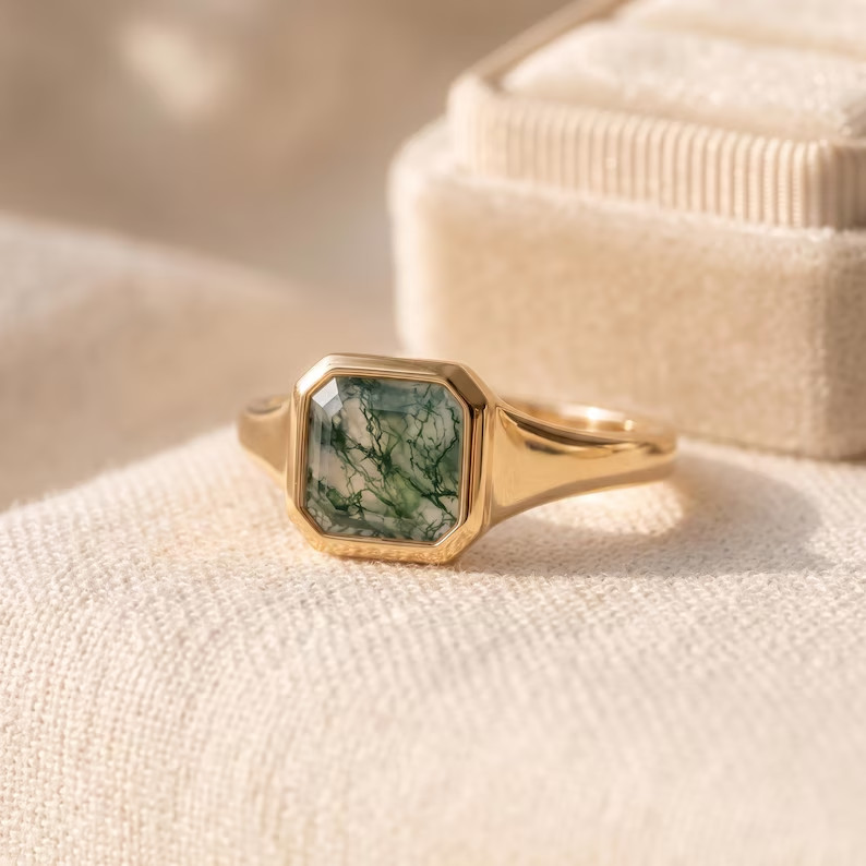 Green Moss Agate Ring, Base Metal: Brass Finish: Gold Plated