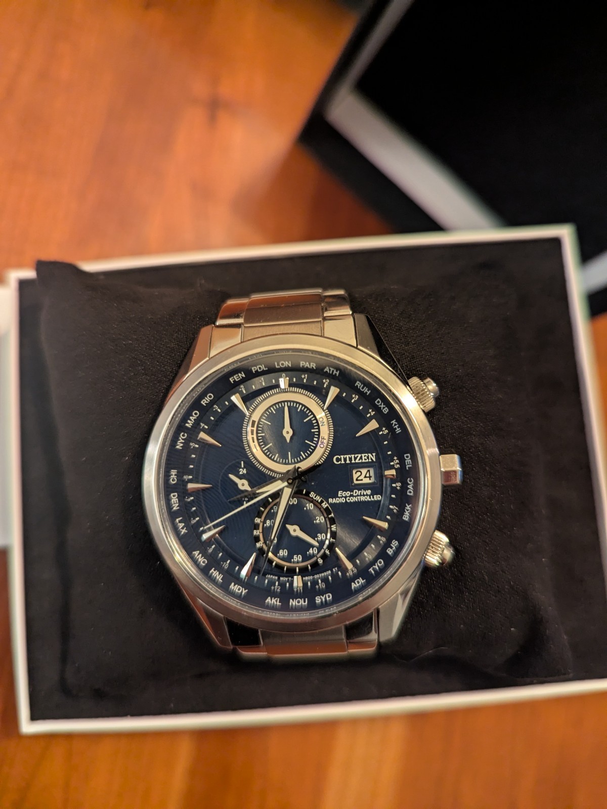 Citizen Sport Luxury Model: AT8260-85L Movement: H800 Eco-Drive