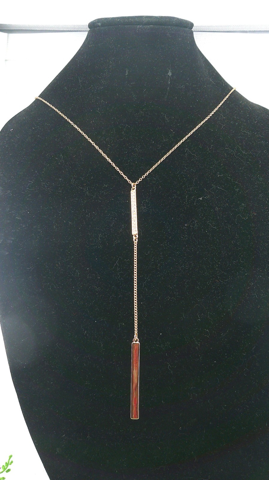 Gold Tone Crystal Bar Lariat Necklace Adjustable 32–35″ Lobster Clasp