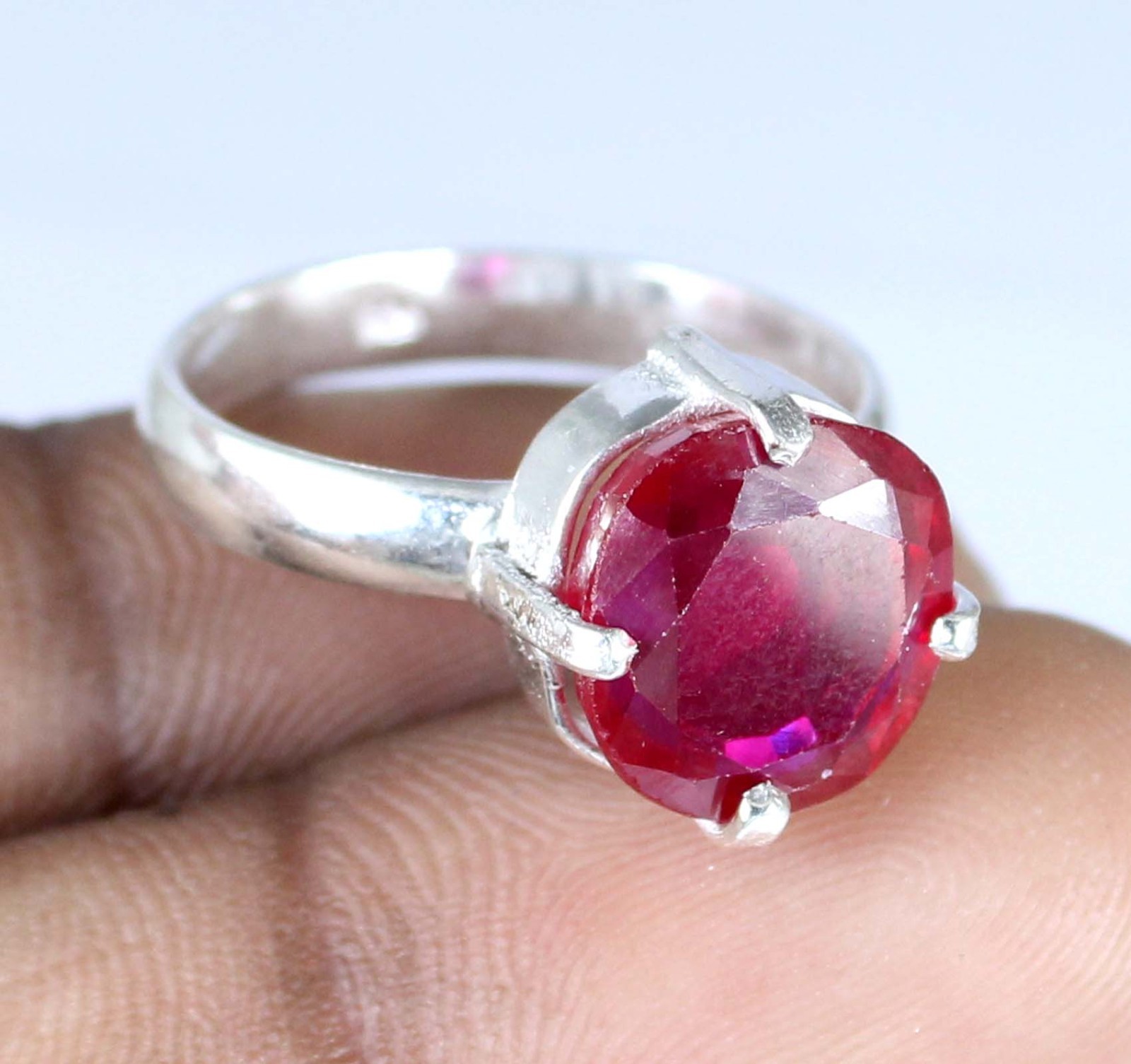 Red Sapphire 9.05 Ct/10 mm Natural Cushion Gemstone Certified Ring SEE VDO
