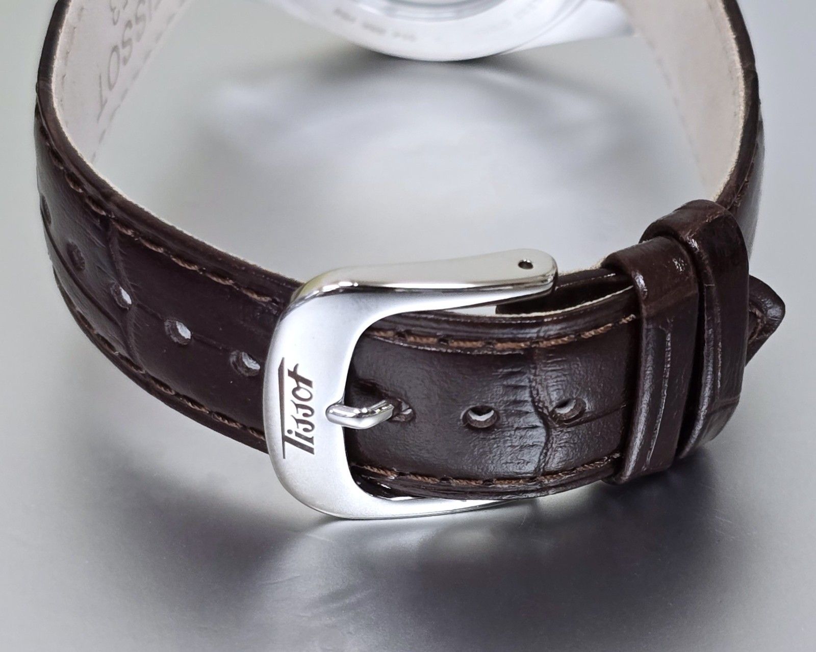 Tissot Visodate Automatic 39mm Silver Dial Leather Mens Watch T157.407.16.031.00