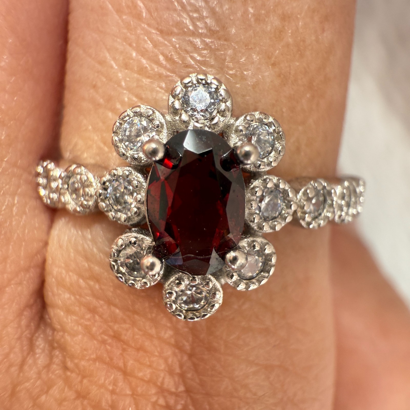 925 Sterling Silver Ring 6x4mm Natural Rhodolite Garnet Gemstone Zircon Red Gift