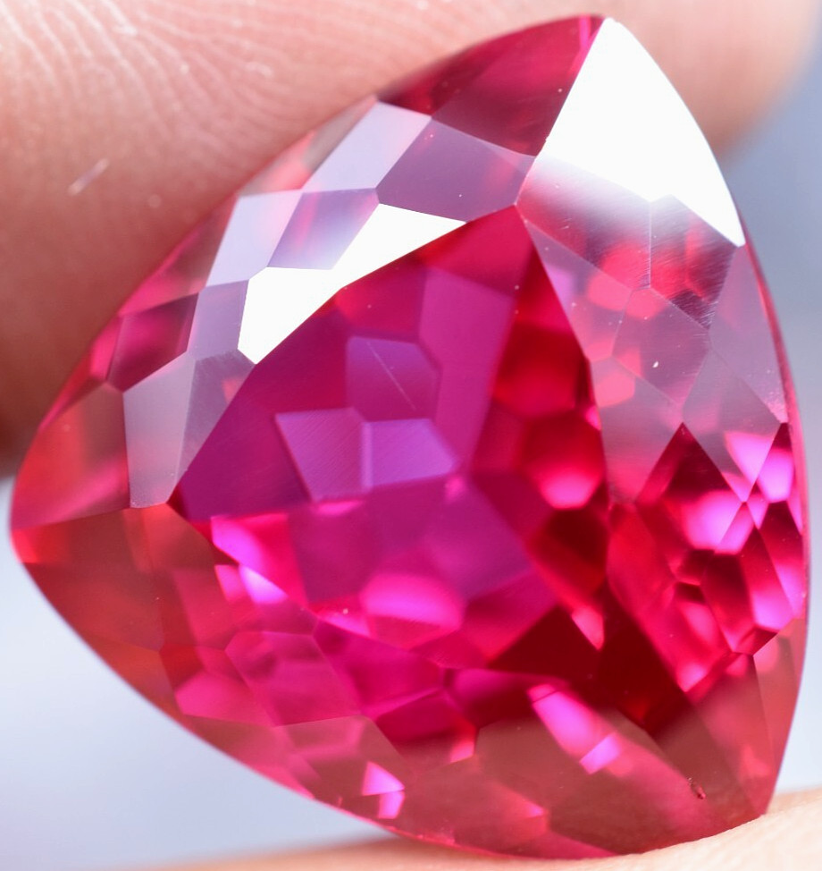 Extremely Rare & Natural 22.65 Ct SUNRISE RUBY GGL Certified Loose Gemstone