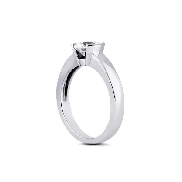 Solitaire Engagement Ring 14K Gold Classic Round 0.57 CT Lab-Grown Diamond E VS1